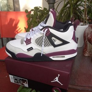 Jordan Retro 4 PSG Paris Saint-Germain